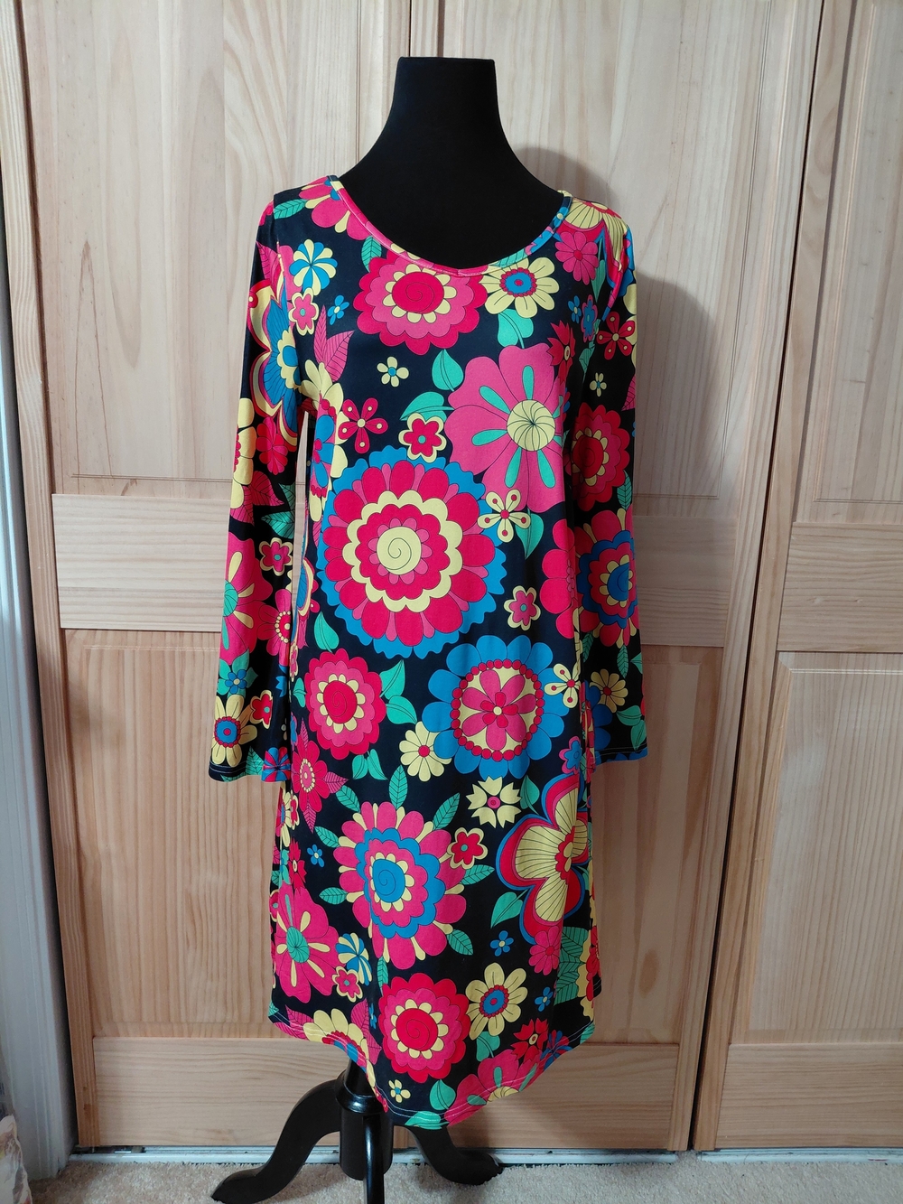 Black Floral Long-Sleeve Shift Dress with Bright Pink and Blue Blooms